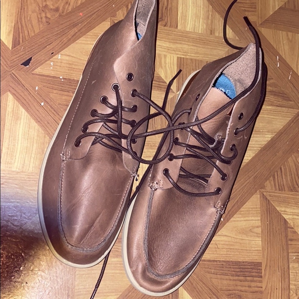 Olukai boots